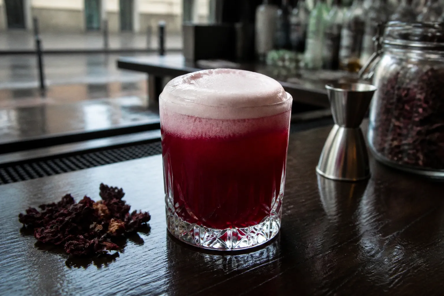 Cocktails au bissap : l'origine de leur mousse onctueuse