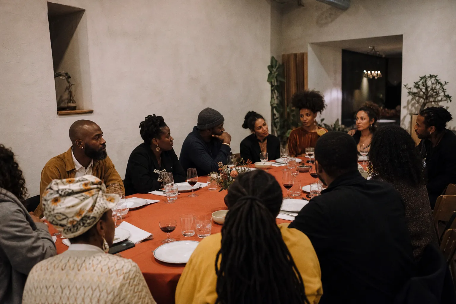 Cuisine africaine contemporaine à San Francisco : les zones d'ombre d'un dîner