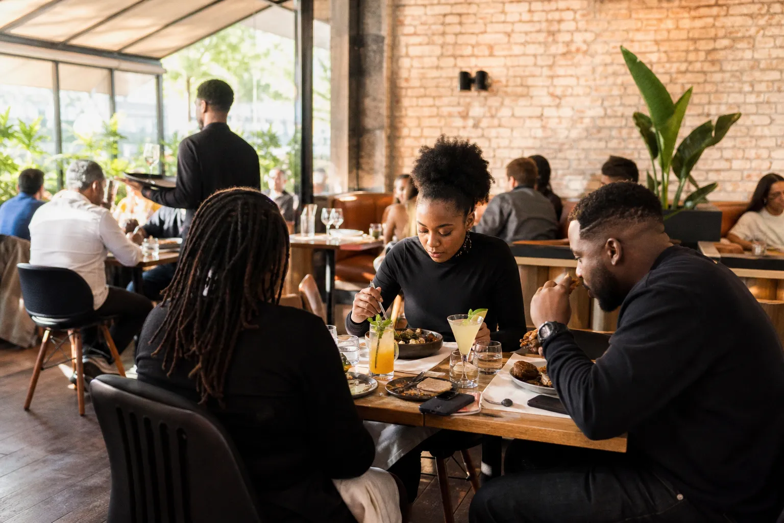 Londres casse les prix de sa gastronomie : cocktails et menus à tarif réduit