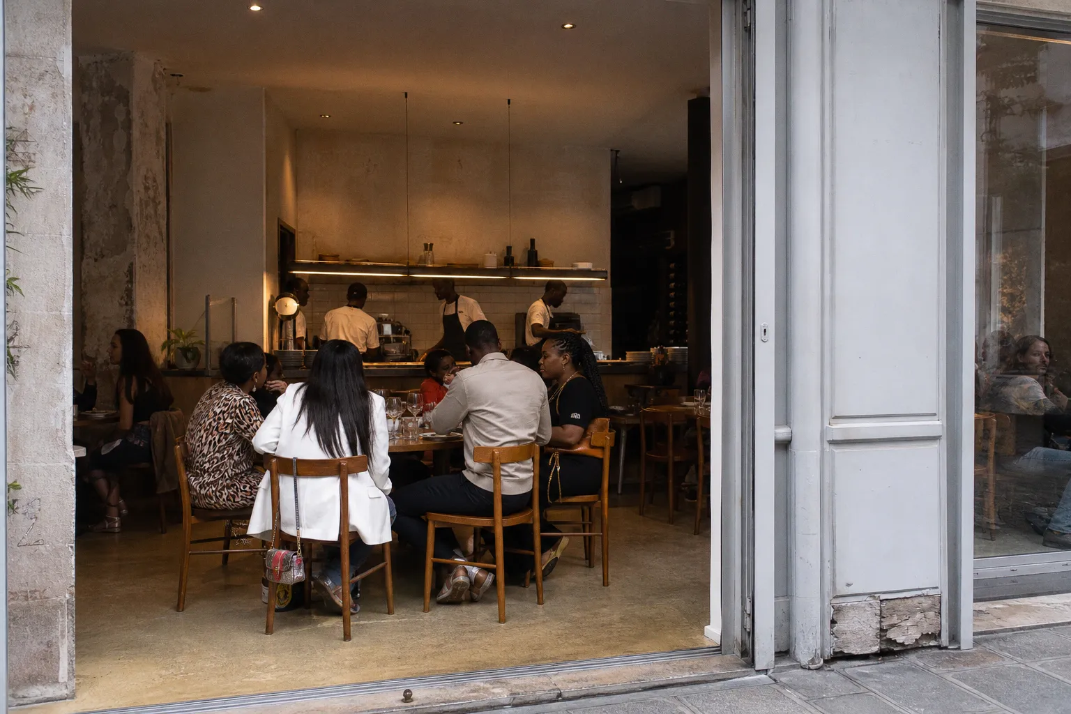 Paris en été : décrypter les recommandations du Guide Michelin pour l'afro-fusion